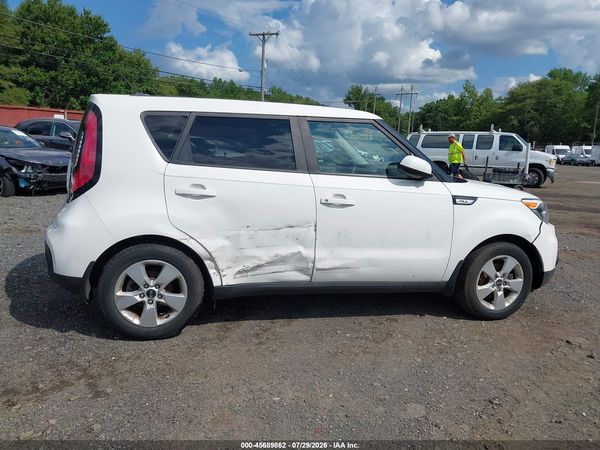 2019 KIA SOUL Base