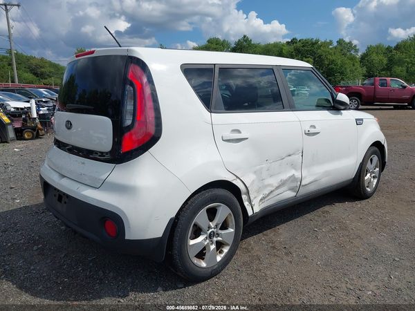 2019 KIA SOUL Base