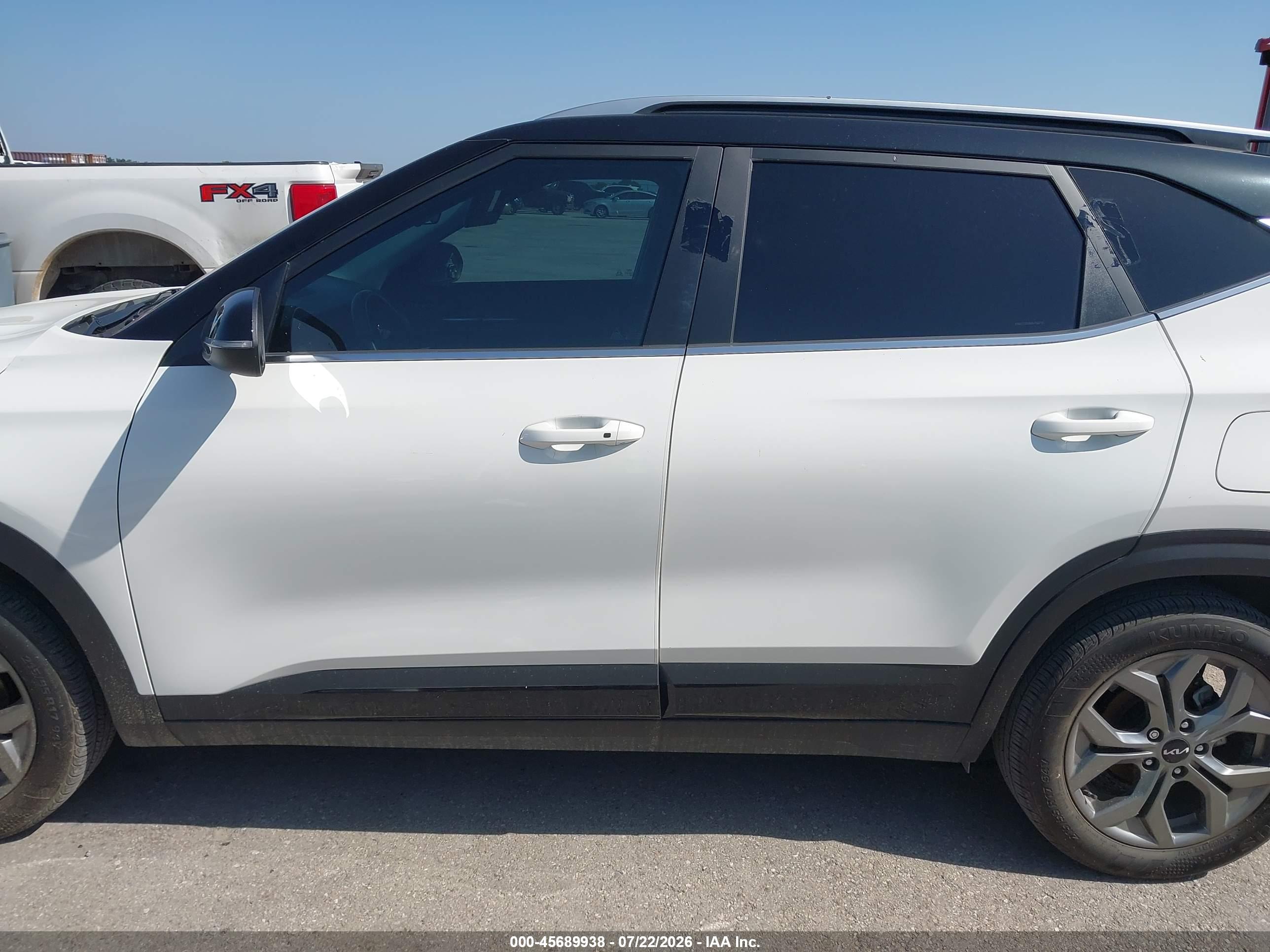 2024 KIA SELTOS S