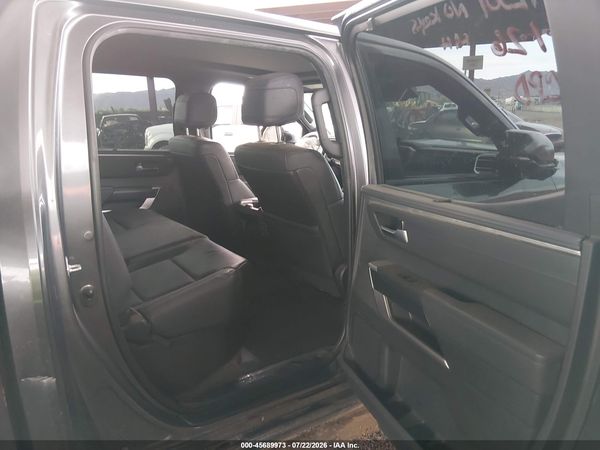 2023 TOYOTA TUNDRA PLATINUM