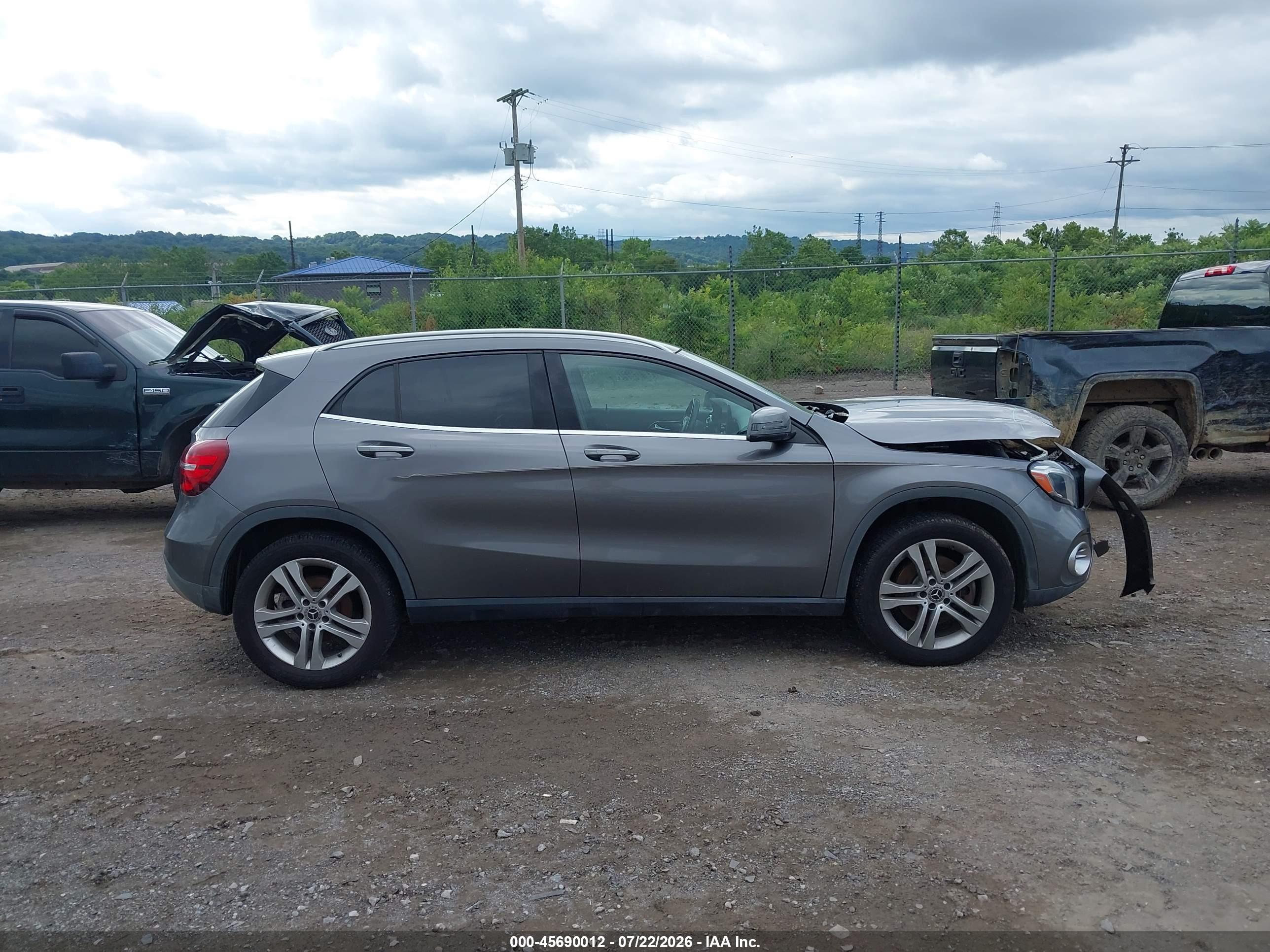 2019 MERCEDES-BENZ GLA 250 4MATIC
