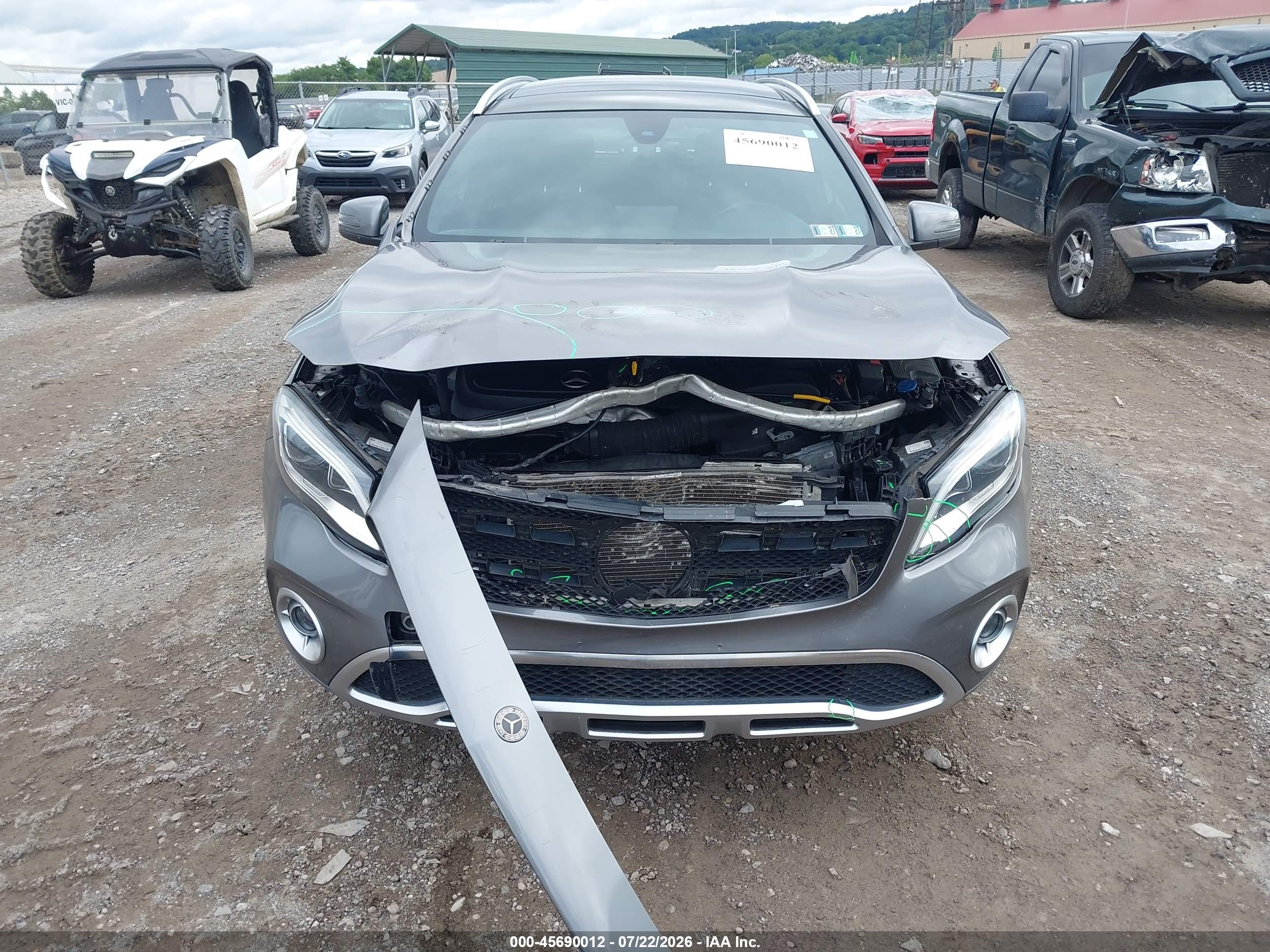 2019 MERCEDES-BENZ GLA 250 4MATIC