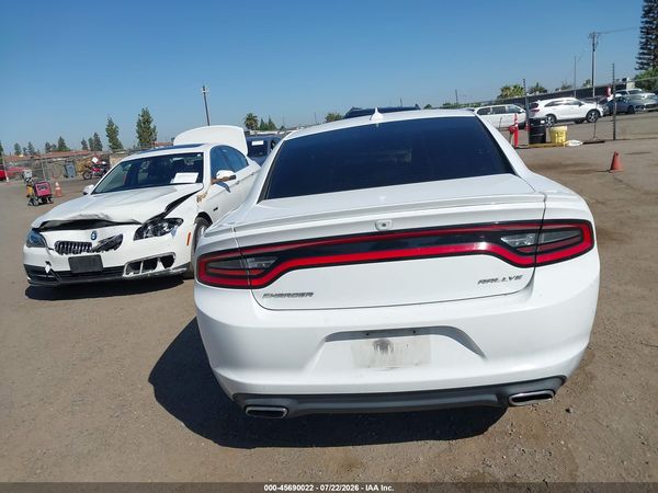 2015 DODGE CHARGER SXT