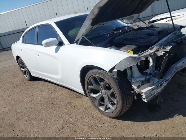 2015 DODGE CHARGER SXT