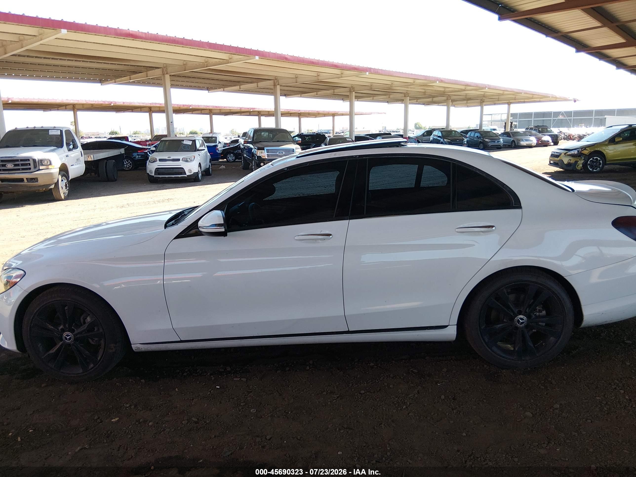 2017 MERCEDES-BENZ C 300 C300