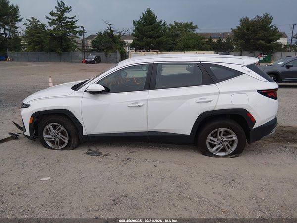 2025 HYUNDAI TUCSON SE