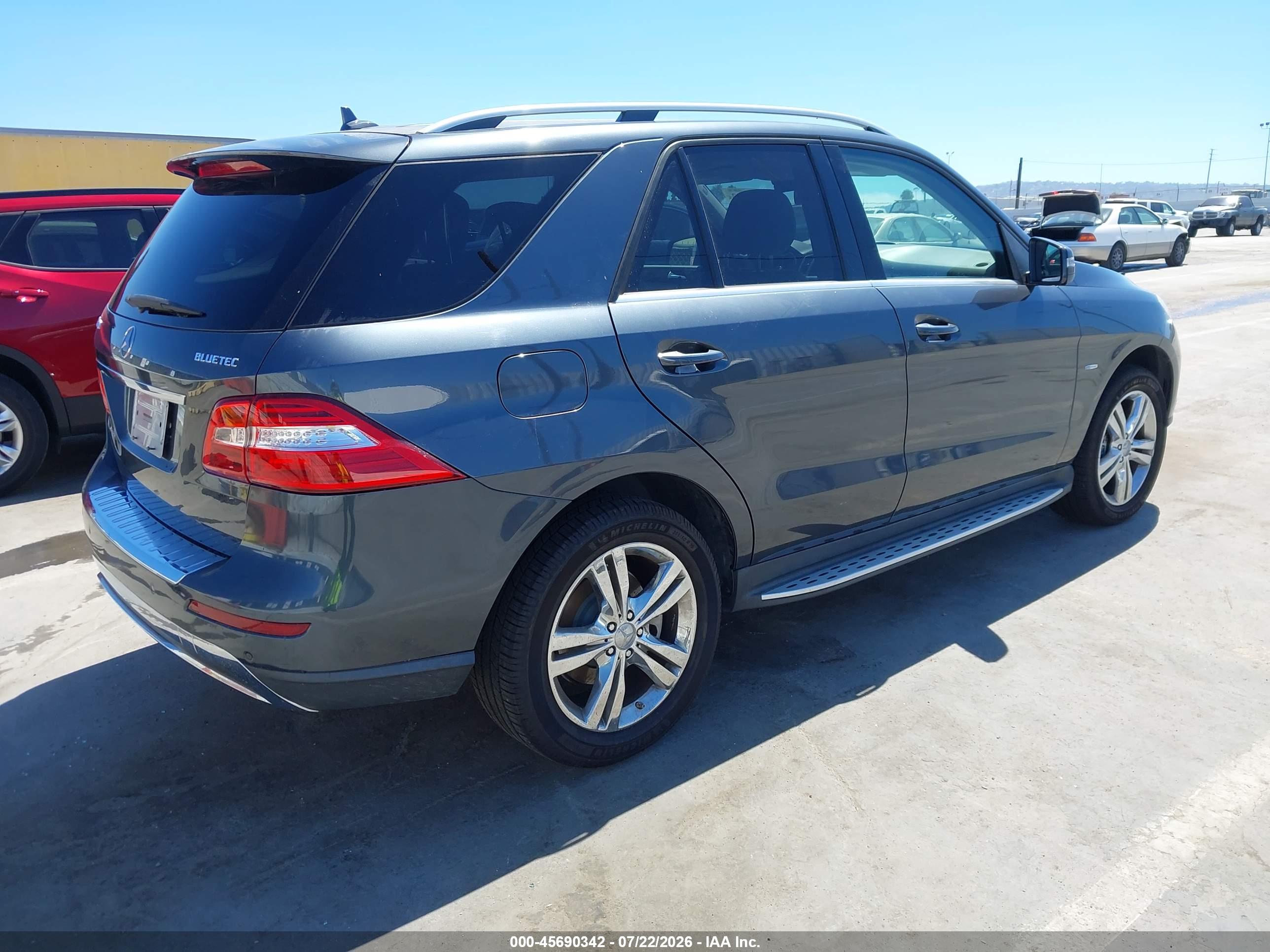 2012 MERCEDES-BENZ ML 350 BLUETEC 4MATIC