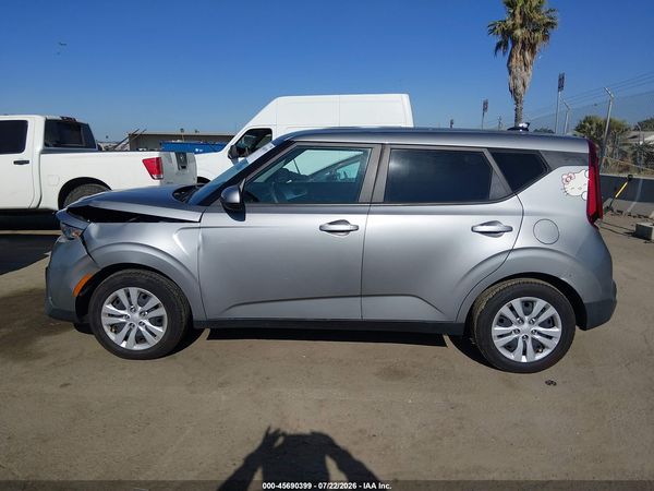 2022 KIA SOUL LX