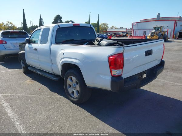 2017 TOYOTA TACOMA SR