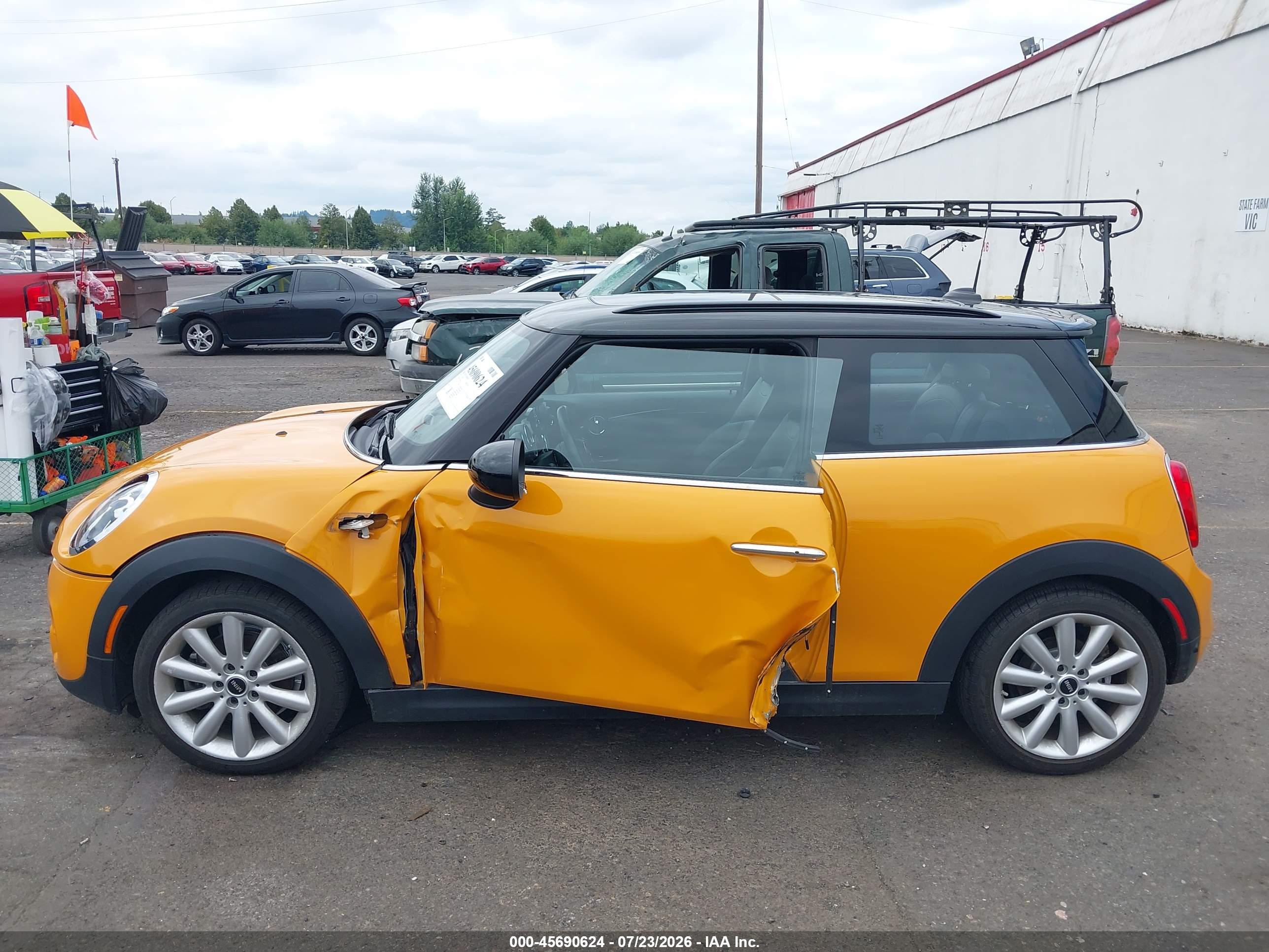 2016 MINI HARDTOP COOPER S