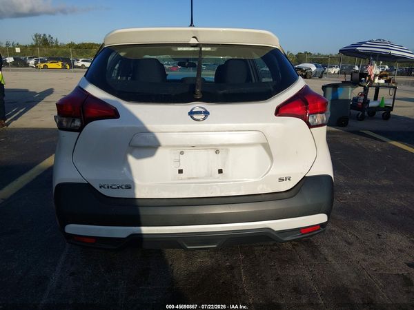 2018 NISSAN KICKS SR