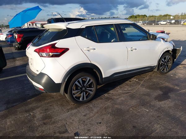 2018 NISSAN KICKS SR