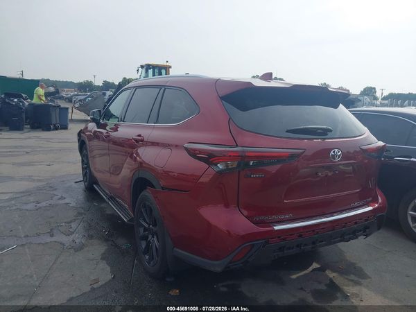 2026 TOYOTA HIGHLANDER PLATINUM