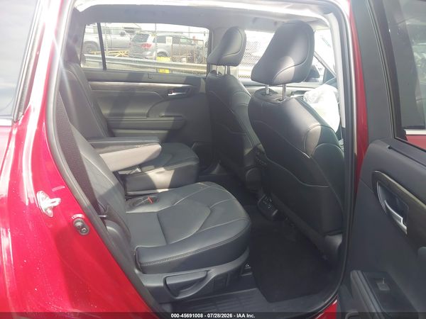 2026 TOYOTA HIGHLANDER PLATINUM