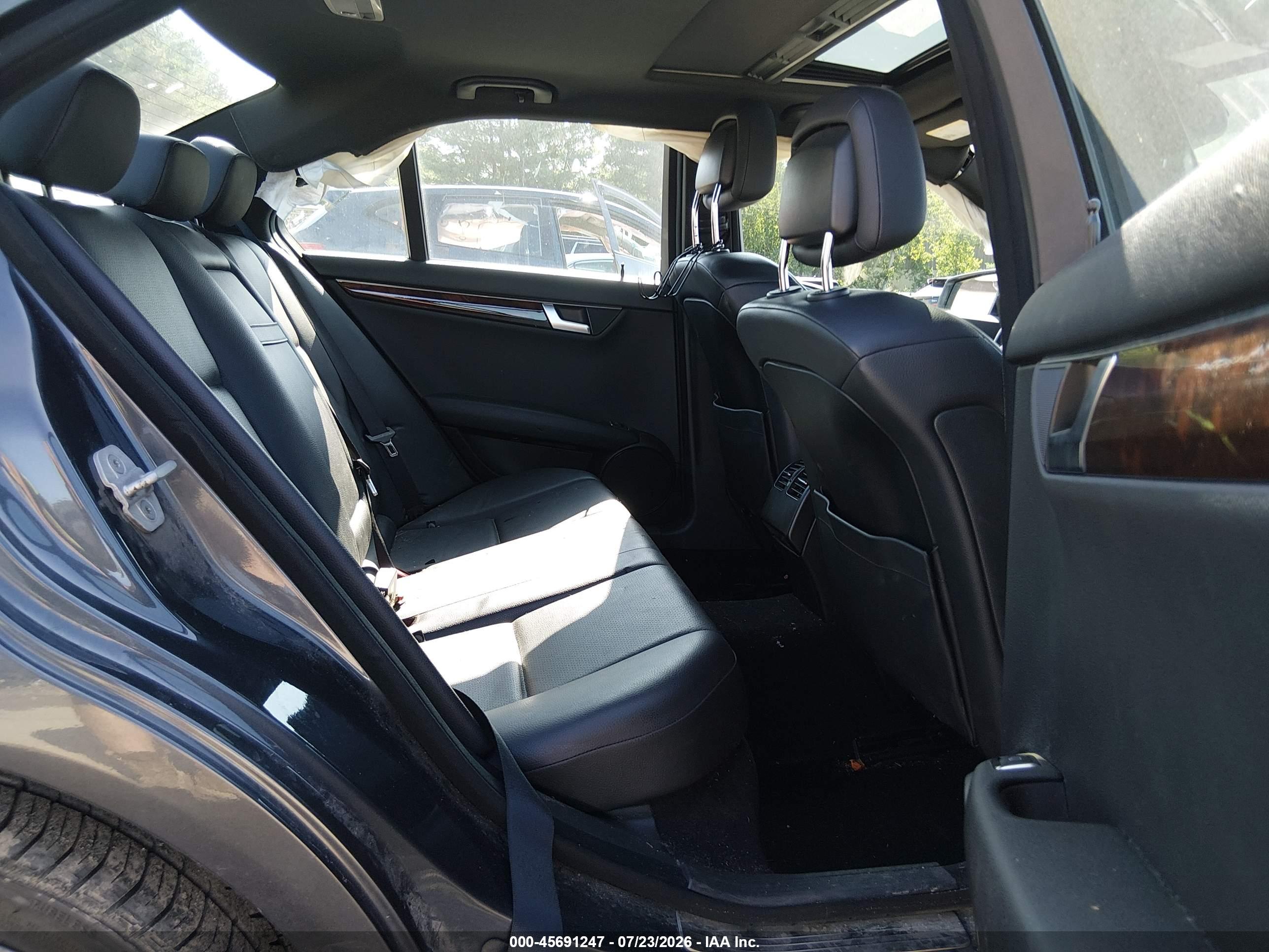 2014 MERCEDES-BENZ C 300 C300 4 MATIC