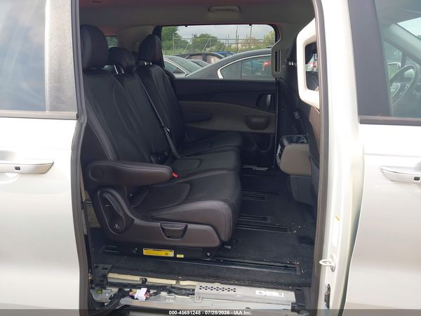 2026 KIA CARNIVAL MPV EX