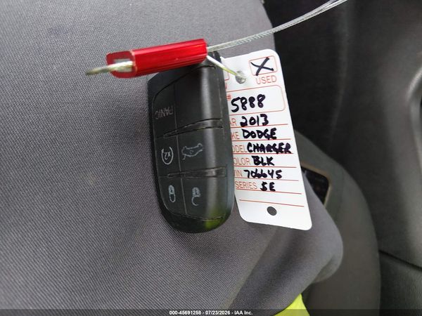 2013 DODGE CHARGER SE