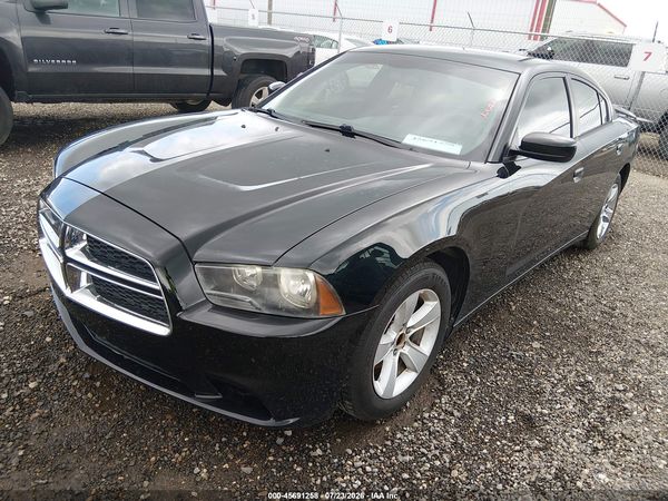 2013 DODGE CHARGER SE