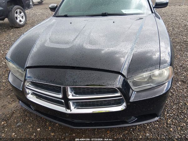 2013 DODGE CHARGER SE