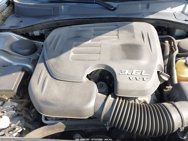 2016 DODGE CHARGER SE