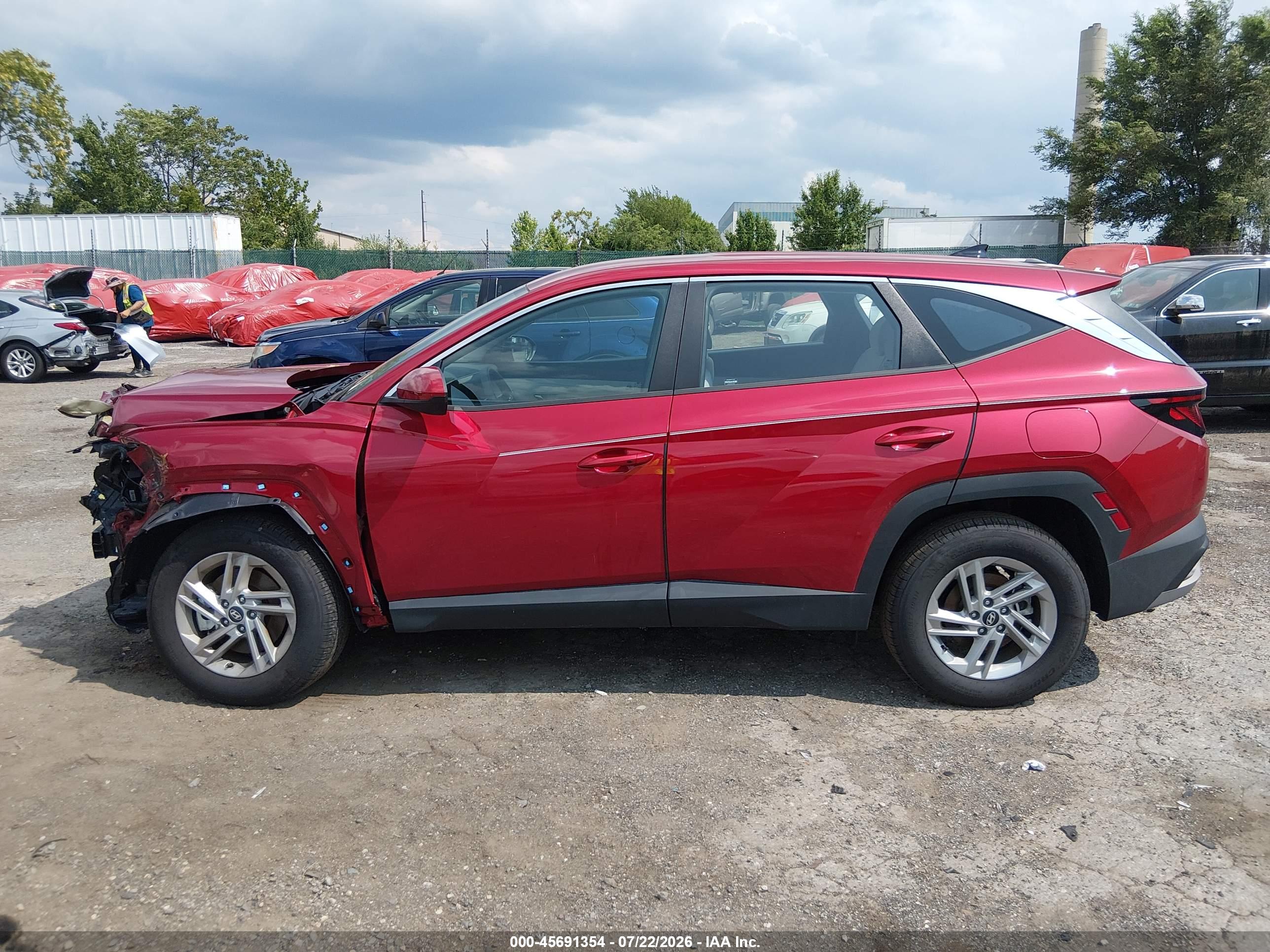 2026 HYUNDAI TUCSON SE