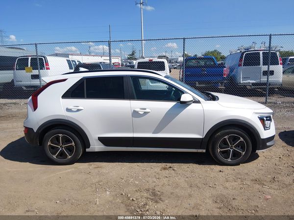 2024 KIA NIRO LX