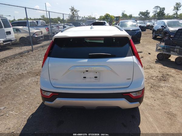 2024 KIA NIRO LX