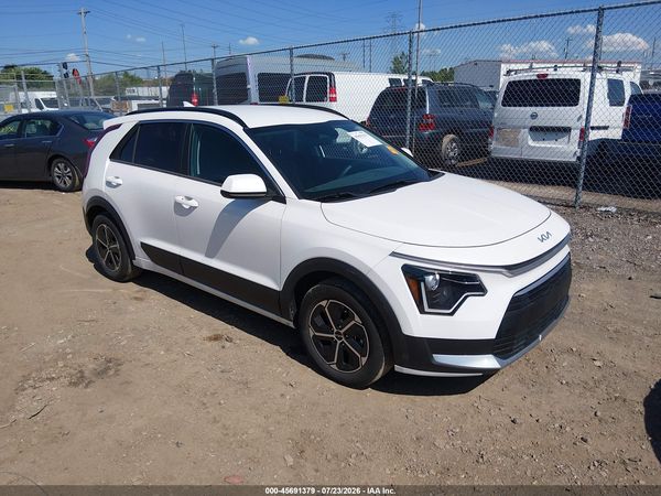 2024 KIA NIRO LX