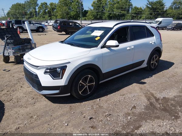 2024 KIA NIRO LX
