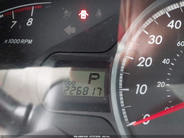 2014 TOYOTA SIENNA LE V6 8 PASSENGER