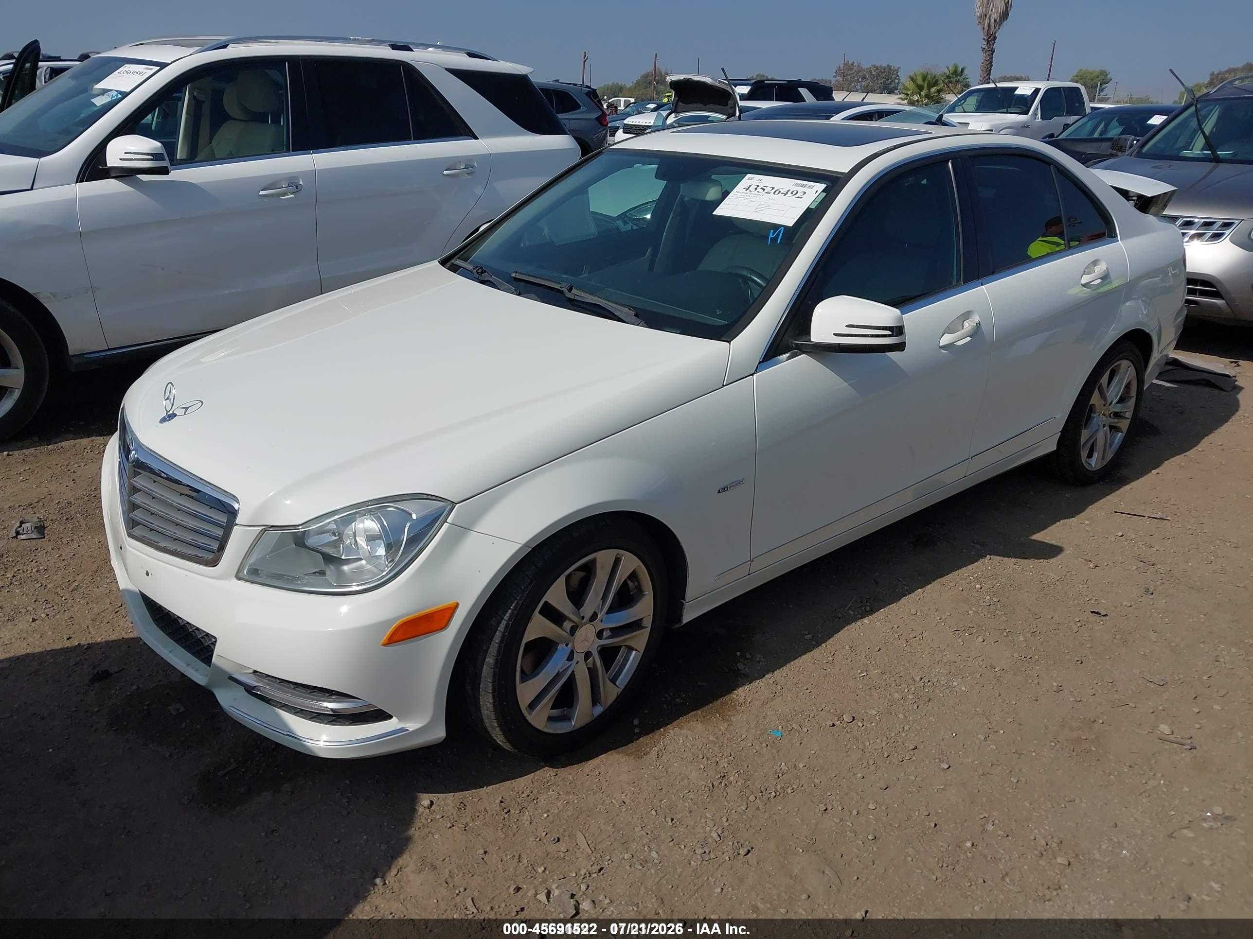 2012 MERCEDES-BENZ C 250 LUXURY