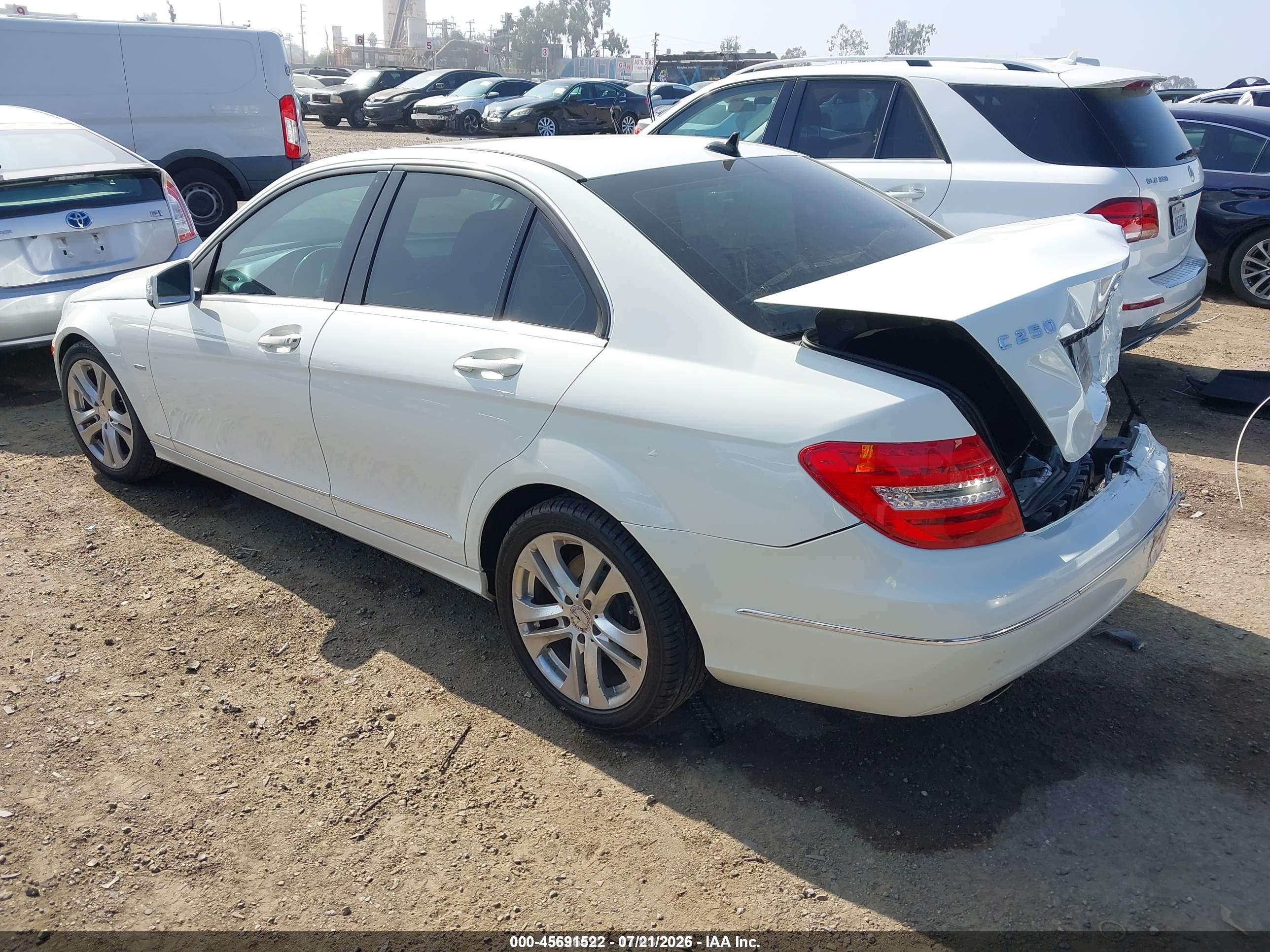 2012 MERCEDES-BENZ C 250 LUXURY