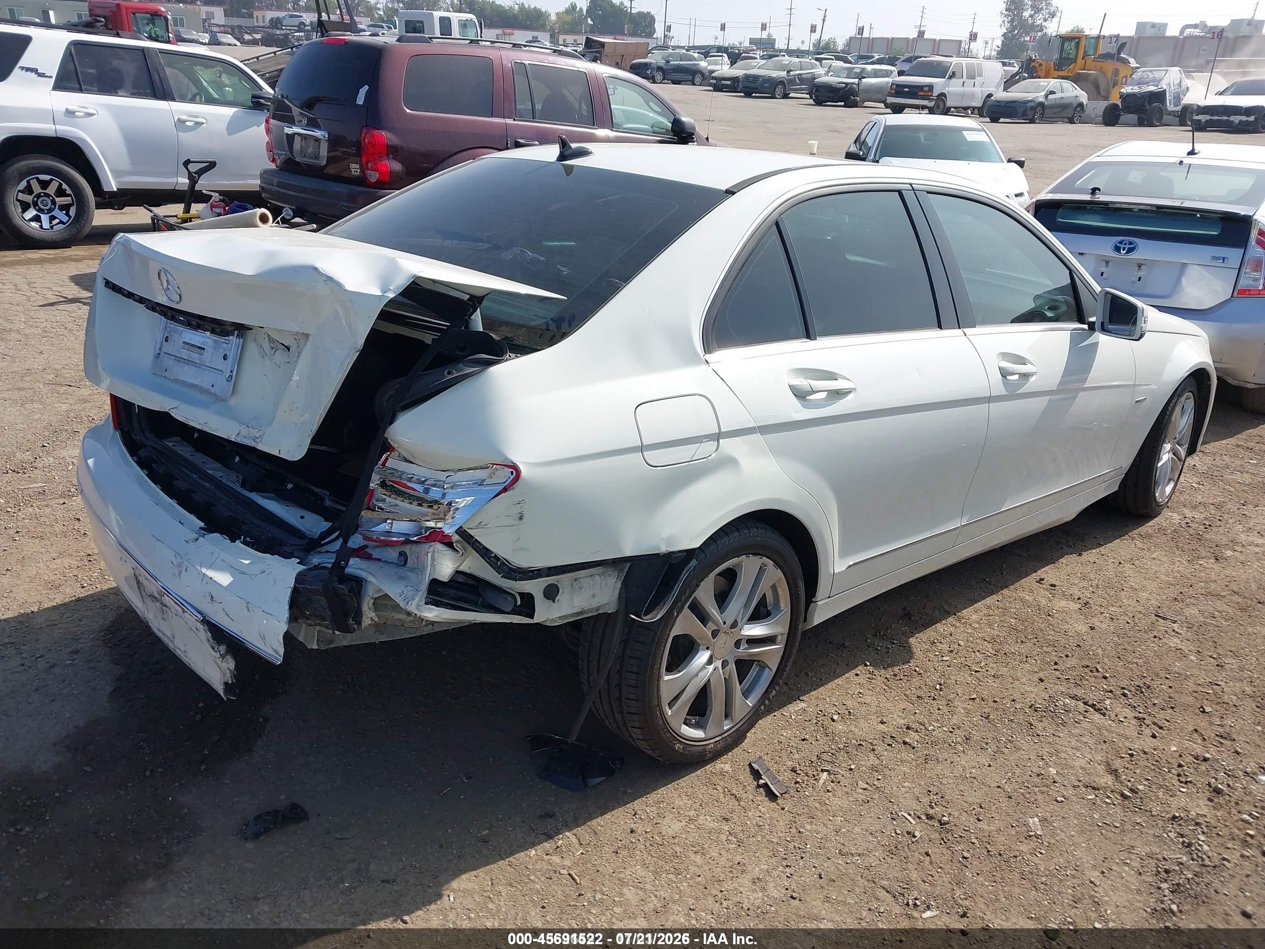 2012 MERCEDES-BENZ C 250 LUXURY