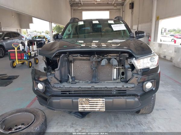 2022 TOYOTA TACOMA SR5 V6