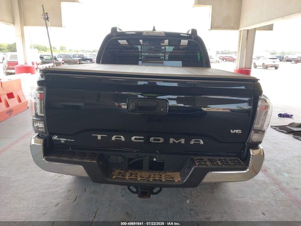 2022 TOYOTA TACOMA SR5 V6