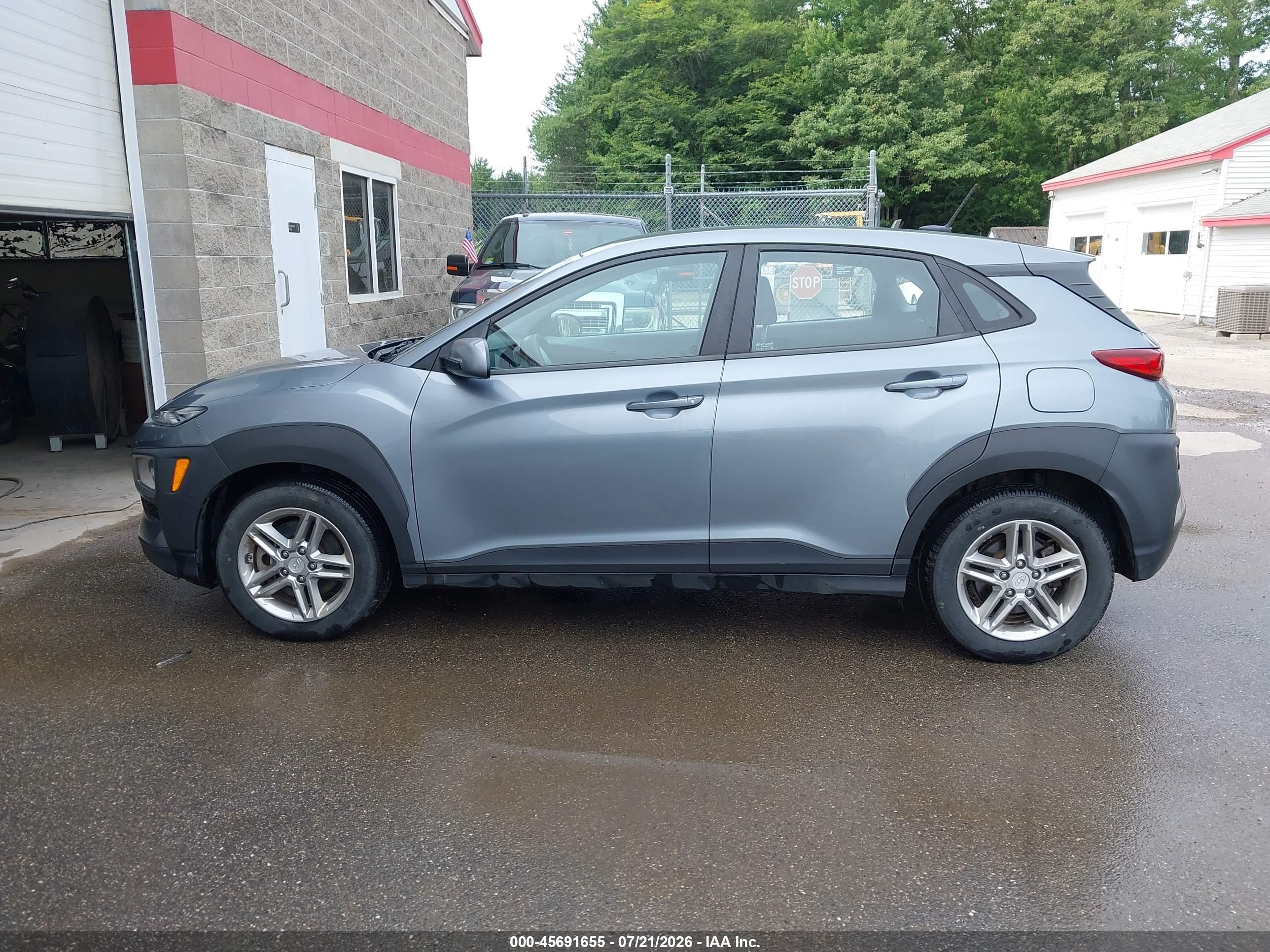 2020 HYUNDAI KONA SE