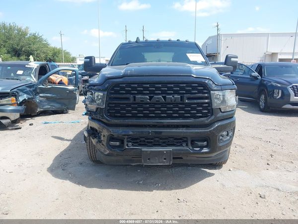 2023 RAM 3500 BIG HORN CREW CAB 4X4