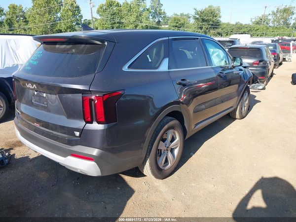 2026 KIA SORENTO LX