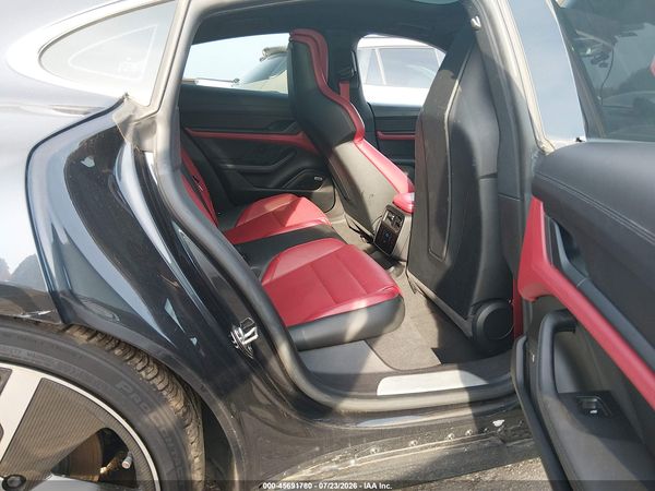 2022 PORSCHE TAYCAN 4S
