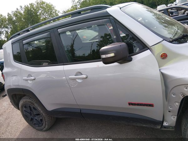 2018 JEEP RENEGADE TRAILHAWK 4X4