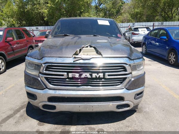 2020 RAM 1500 LARAMIE  4X4 6'4 BOX