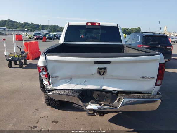 2020 RAM 1500 CLASSIC SLT  4X4 5'7 BOX