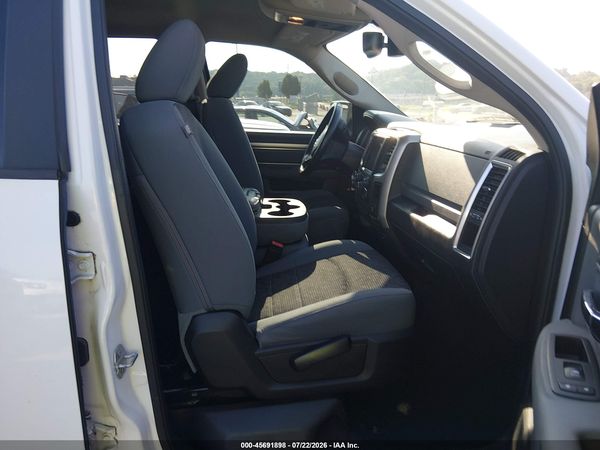 2020 RAM 1500 CLASSIC SLT  4X4 5'7 BOX