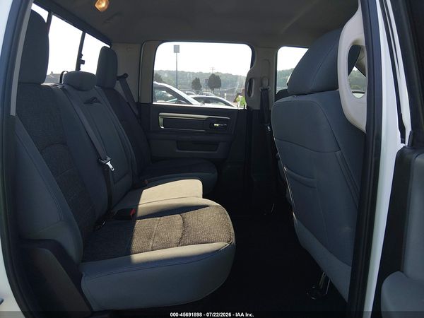 2020 RAM 1500 CLASSIC SLT  4X4 5'7 BOX