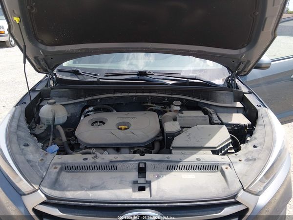2018 HYUNDAI TUCSON SE