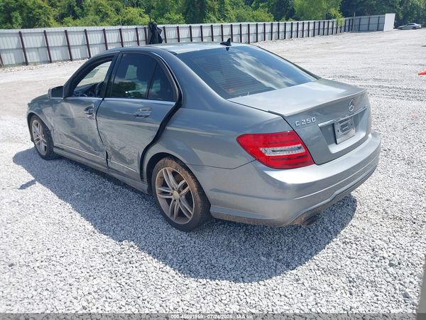 2013 MERCEDES-BENZ C 250 SPORT