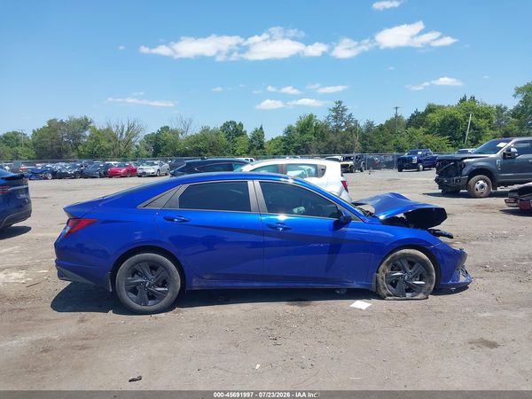 2022 HYUNDAI ELANTRA SEL