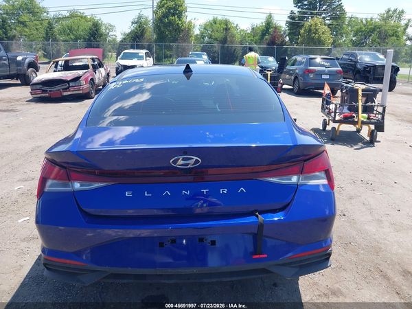 2022 HYUNDAI ELANTRA SEL