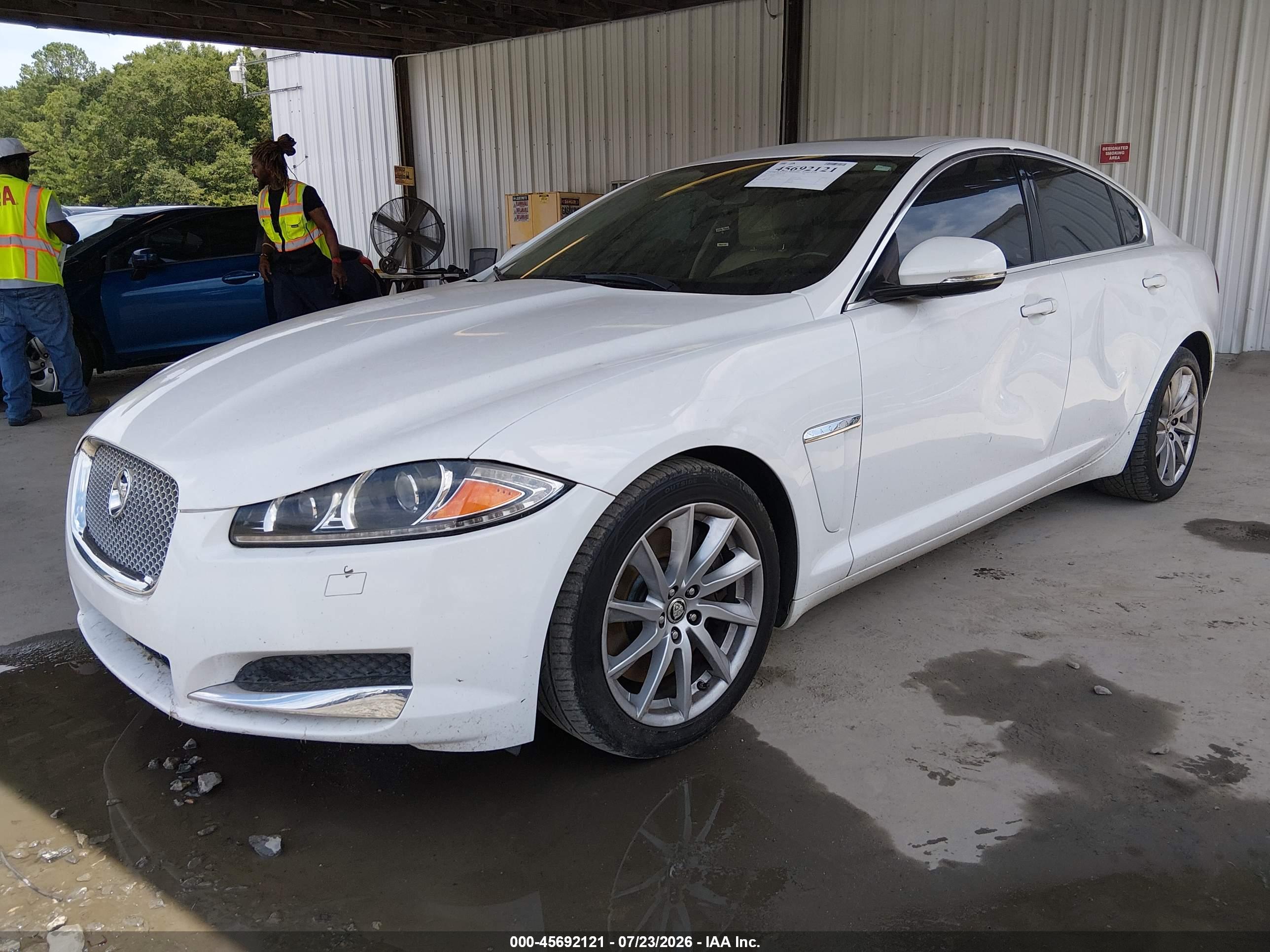 2013 JAGUAR XF I4 T