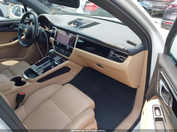 2023 PORSCHE MACAN T